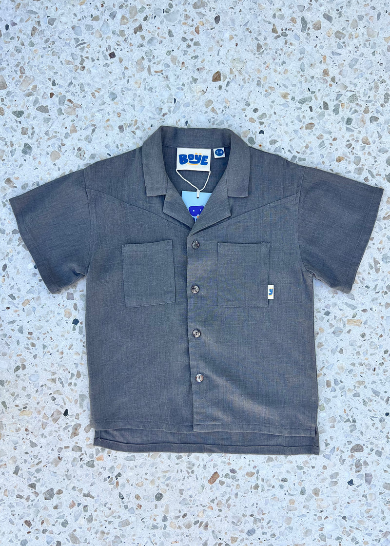 Moda Shirt - Classic Style Meets Playful Ease - Charcoal