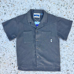 Moda Shirt - Classic Style Meets Playful Ease - Charcoal