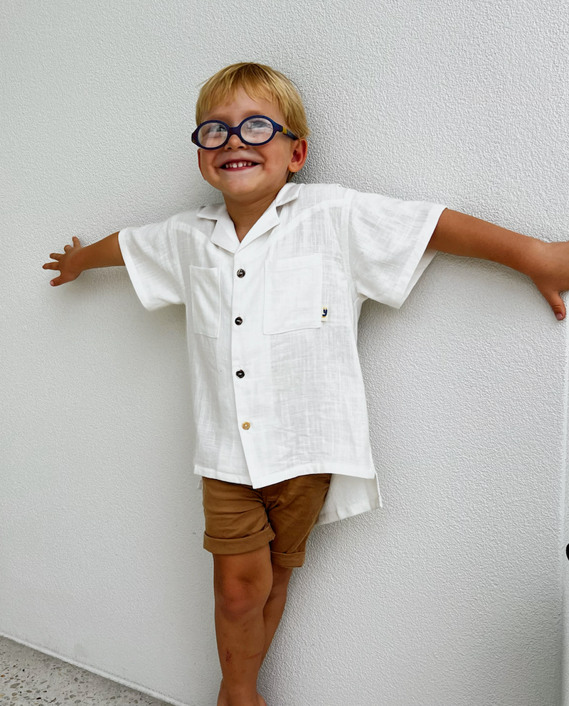 Moda Shirt - Classic Style Meets Playful Ease - Off White